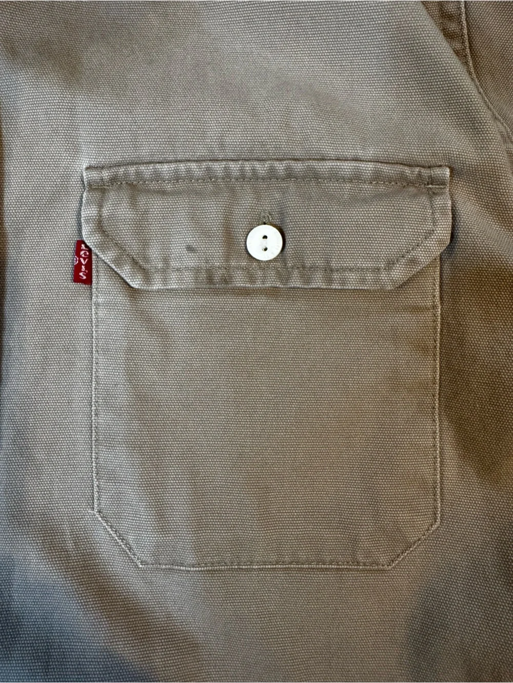 Vintage Levi's Men's Taupe Button-Front Shirt Jacket